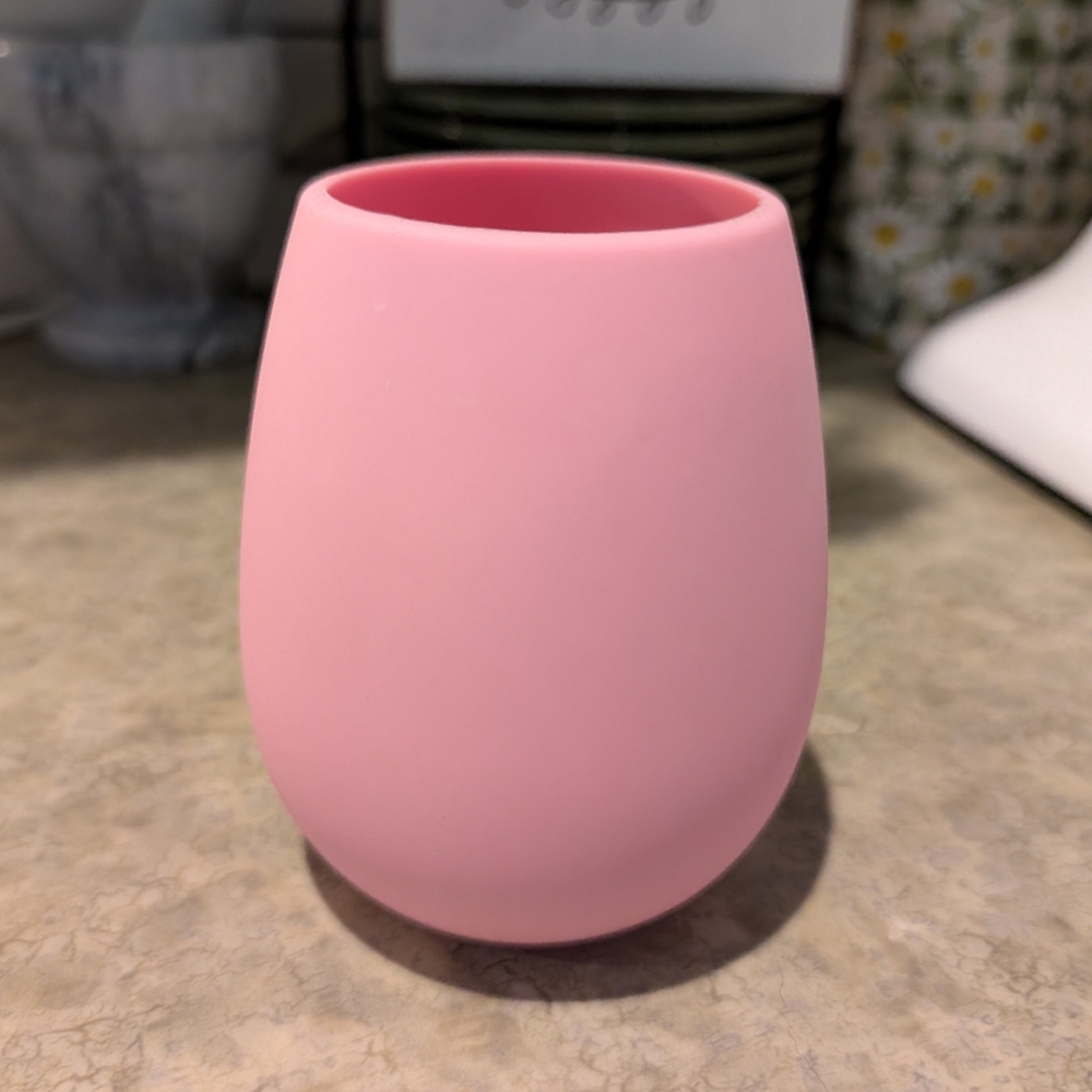 Shark Skinzz Silicone Wine Glass Cup PINK No Break Easy Travel